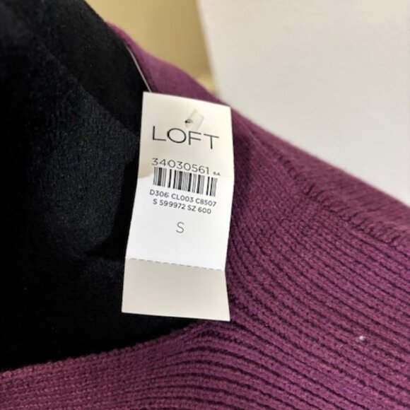 Loft Purple NWT Oversized Boatneck 3/4 Sleeve Sweater Small - Picture 3 of 5